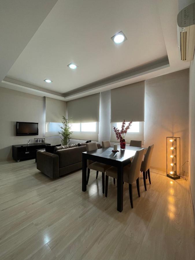 Apartamento Con Piscina Y Parking Valence